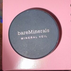 Full Never used bareMinerals Mineral Veil Finishing Powder